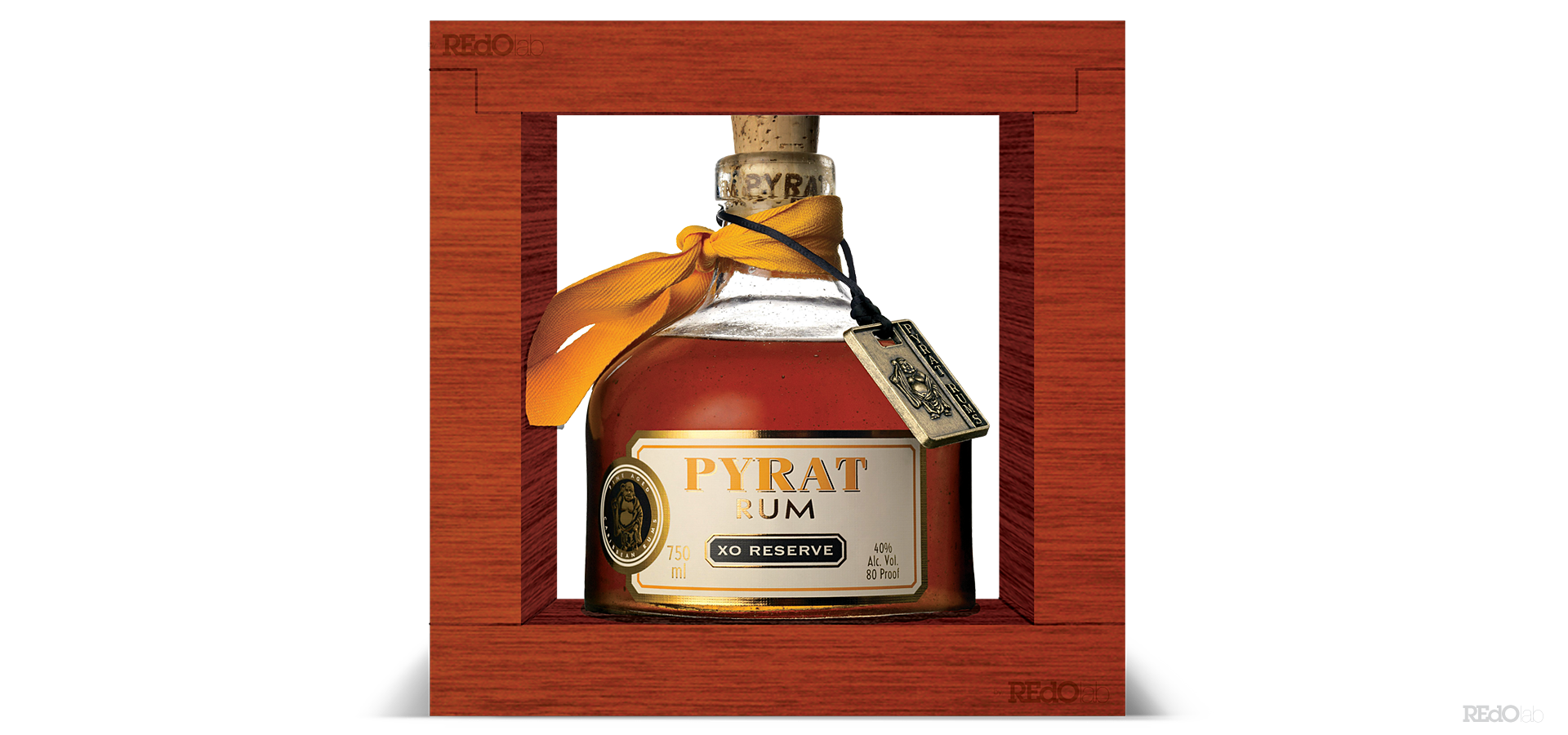 Diseño de caja PYRAT RUM